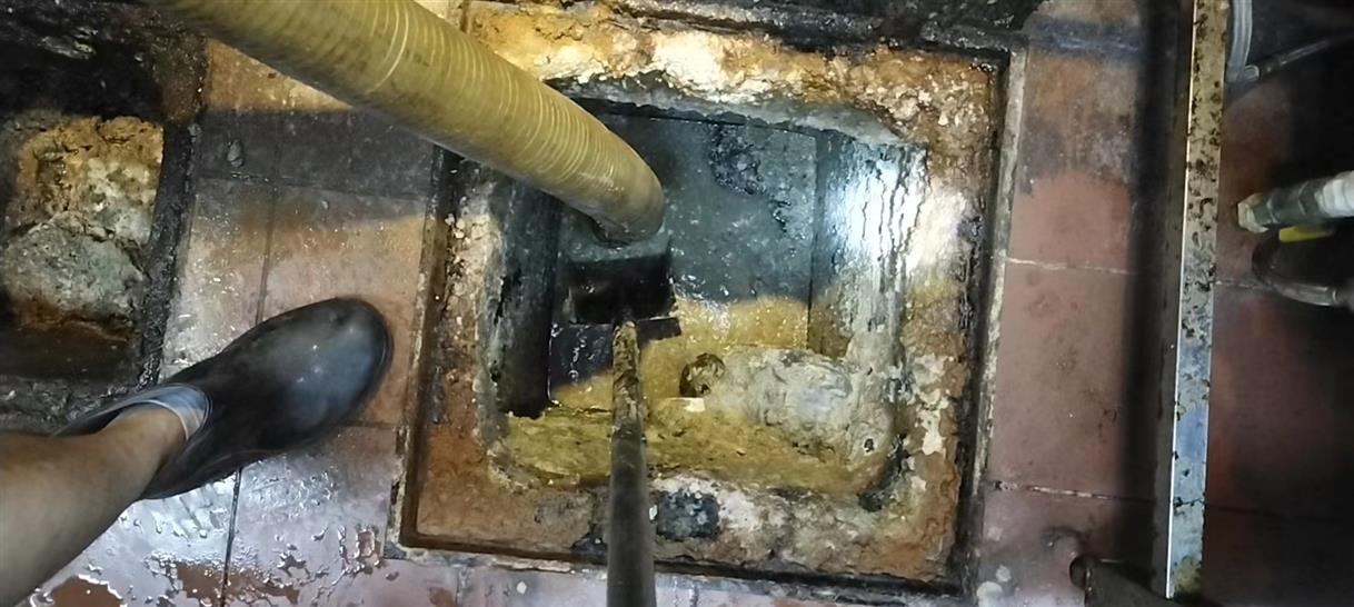 图木舒克污水池清理一般都有毒气，怎么预防中毒呢？